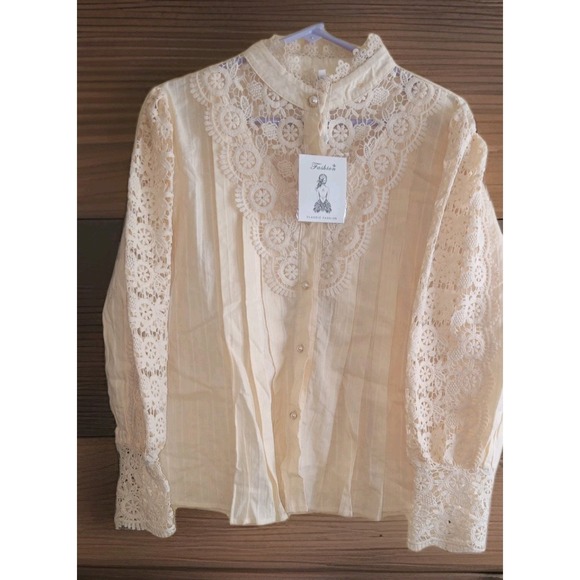 Fashionova Tops - NWT Victorian Yellow Renaissance Blouse 3X Edwardian Romantic Feminine Crochet